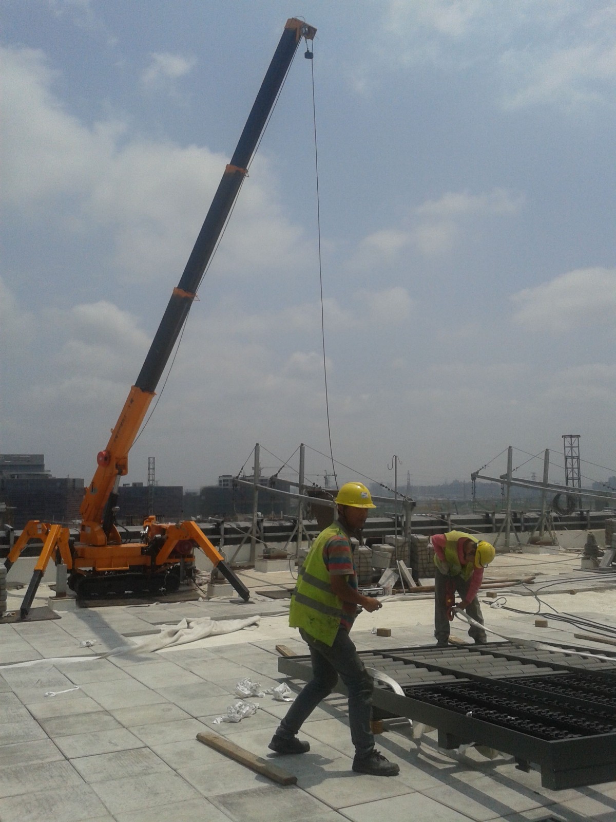 履带式起重机任务图片 履带式起重机任务图片